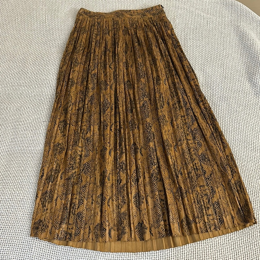ZARA Snakeskin Pleated Skirt